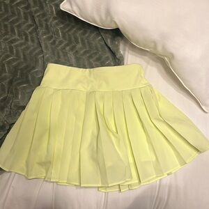 Neon green old navy skort girls size medium (8)